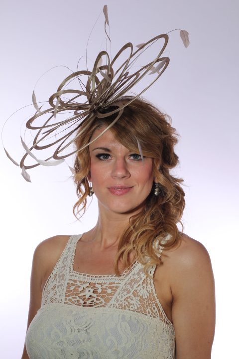 Nude taupe satin lilly pad large amy (12)