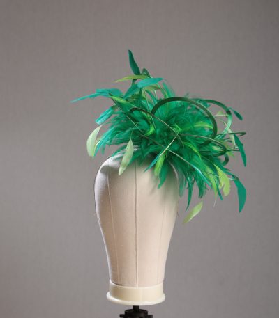 Ladies formal Emerald Green and Lime medium feather and satin loop fascinator hat. Suitable for a wedding or ladies day at the races