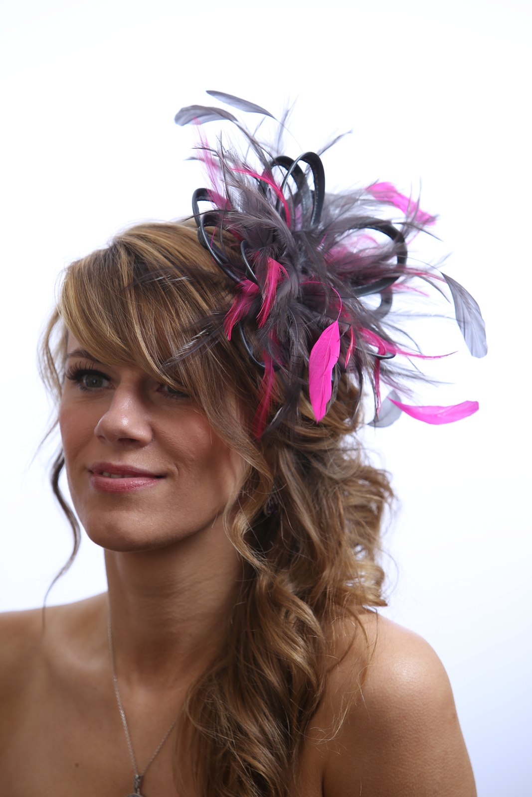 pewter hot pink small hackle (1)pewter hot pink small hackle (1)pewter hot pink small hackle (1)