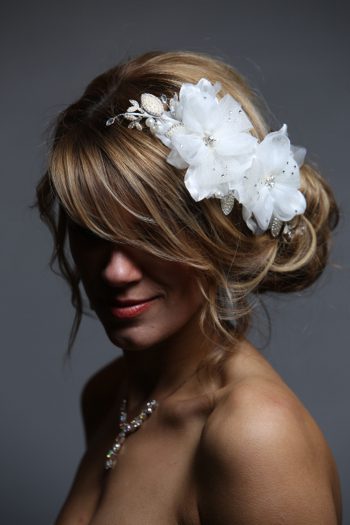 ivory flowers pearl and rhinestone wired comb bridal headpiece (1)