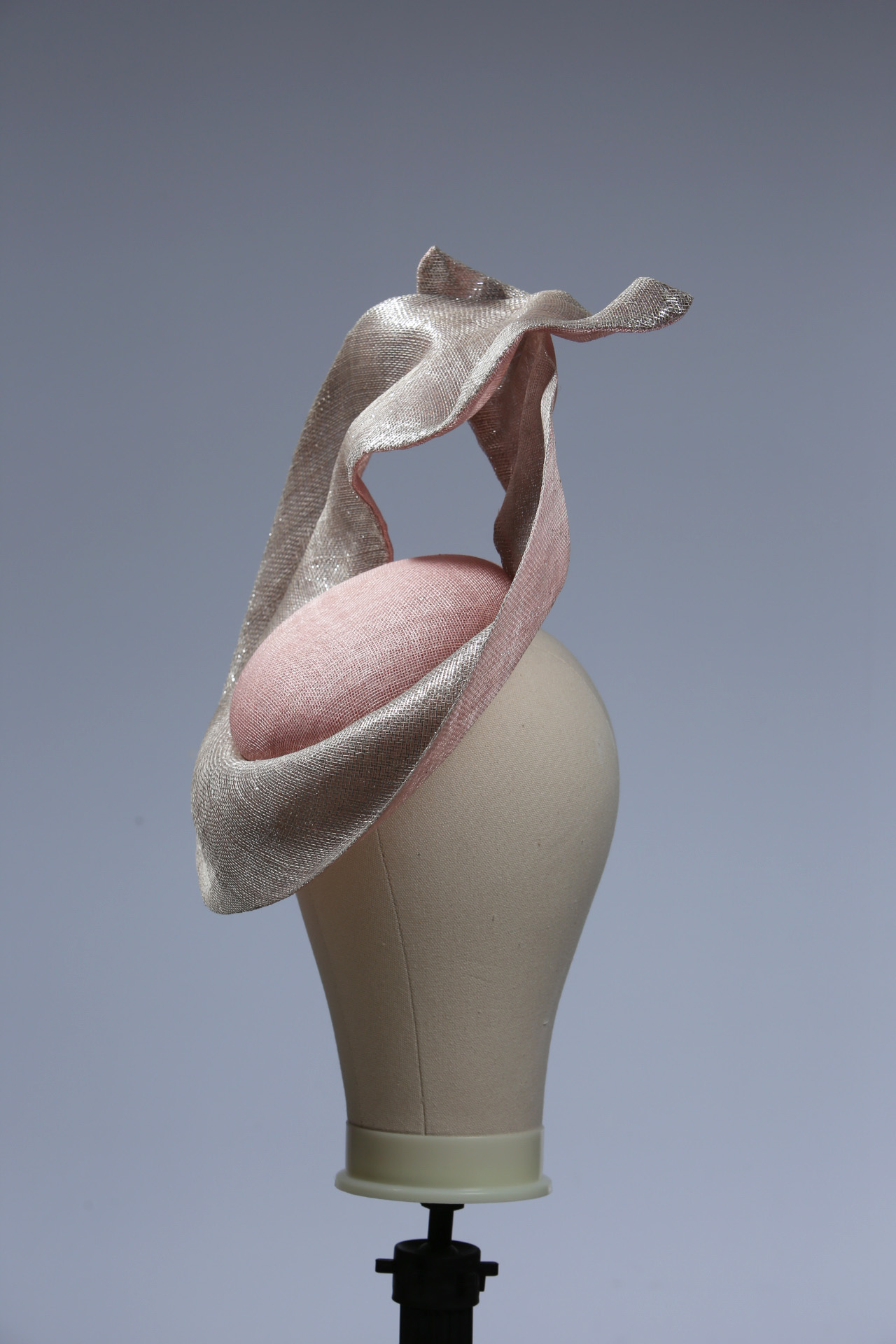 silver and baby pink lm saucer 11 Pale dusky pink button pillbox hat with a silver shimmery lurex saucer